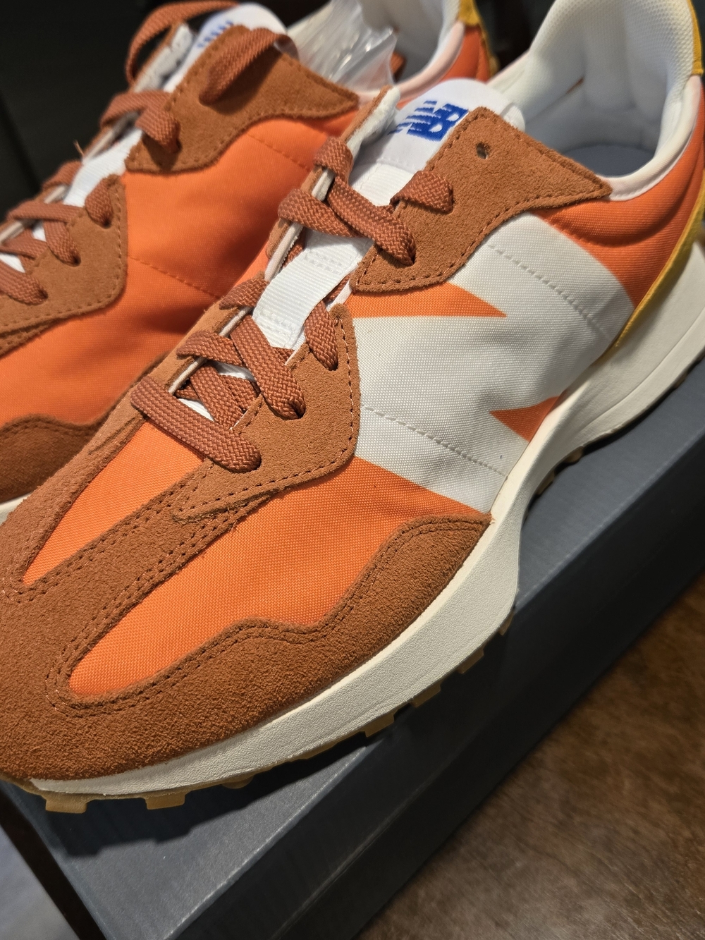 New Balance Men’s Orange Retro Runner Sneakers